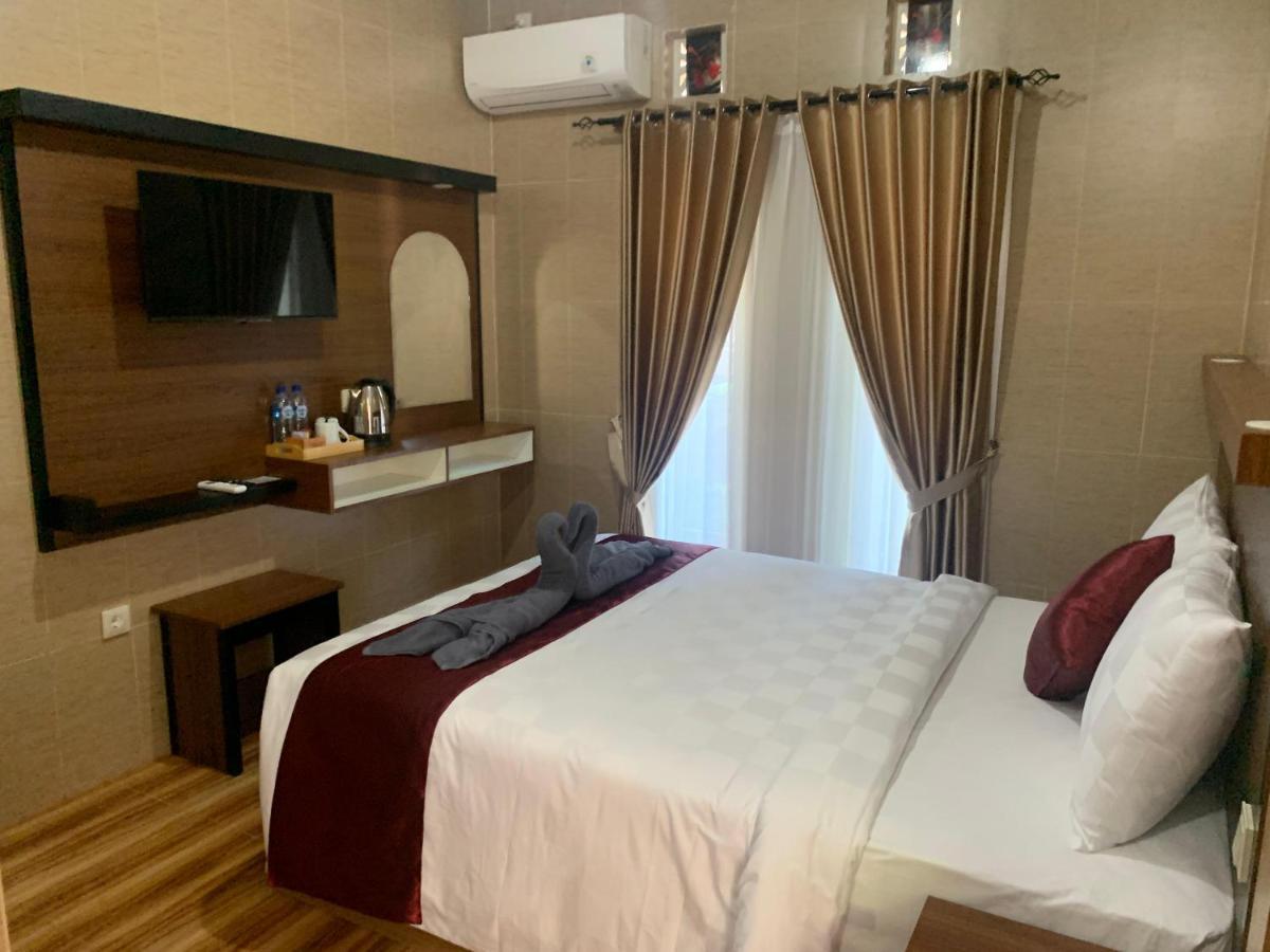 מלון קוטה לומבוק Tirtasuci House מראה חיצוני תמונה