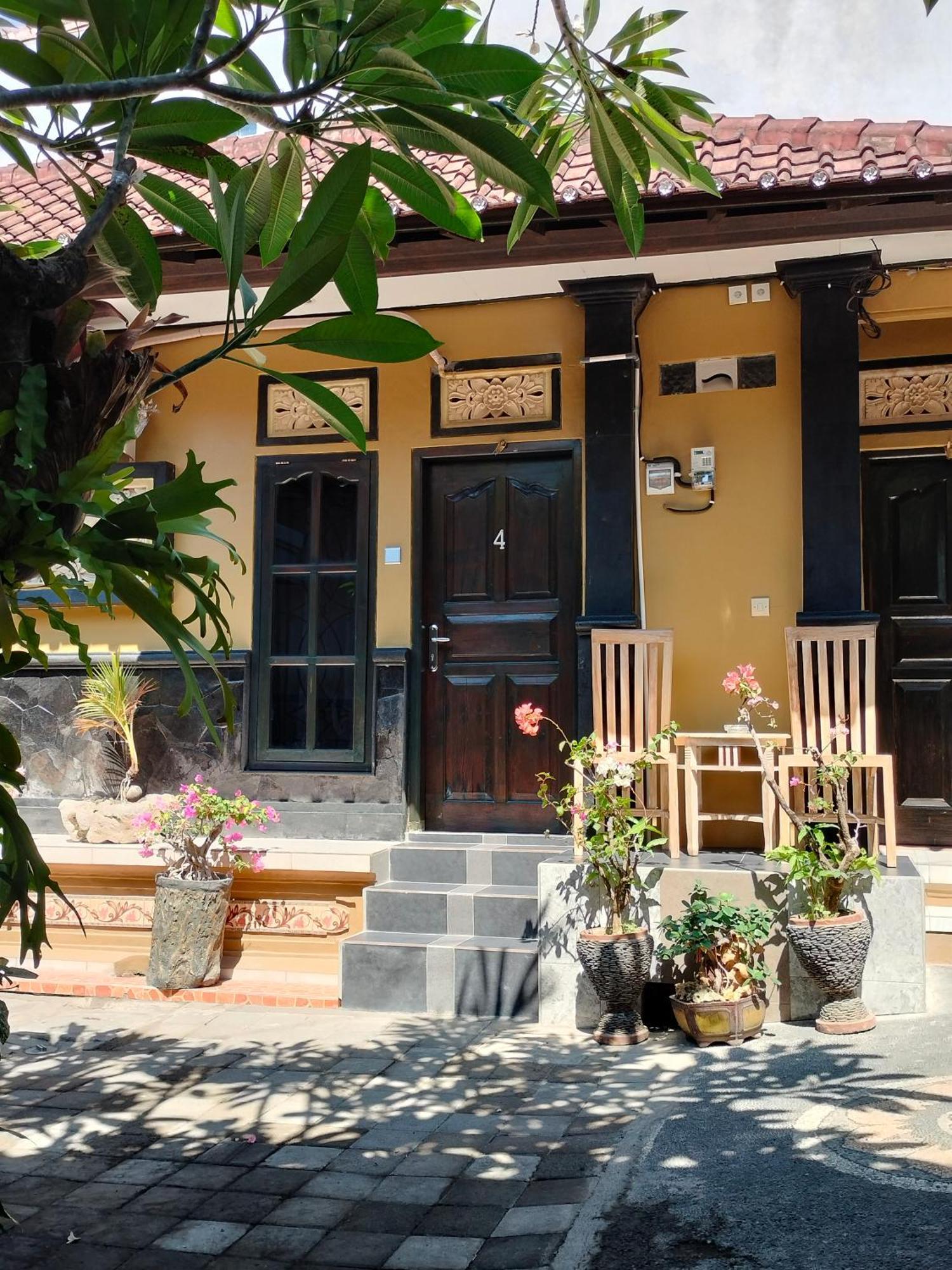 מלון קוטה לומבוק Tirtasuci House מראה חיצוני תמונה